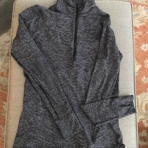 Lululemon pullover 1/4 zip pullover jacket. EUC